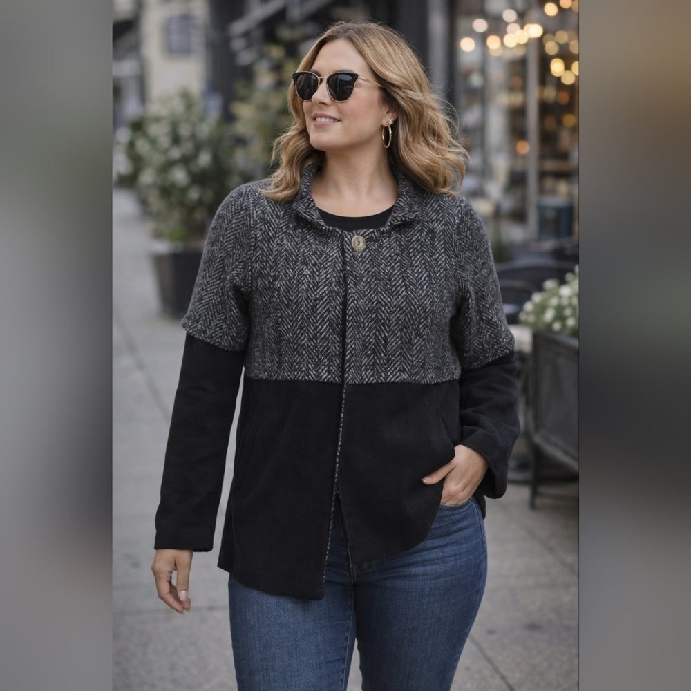 Vintage Helena Quinn black white herringbone colorblock coat small - Picture 2 of 9